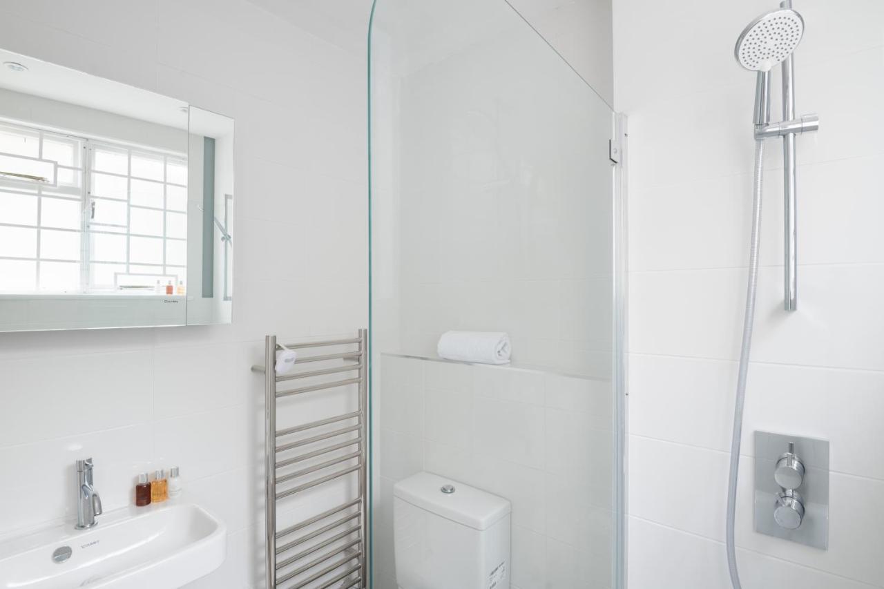 Stylish Sloane Square Close To Victoria By Underthedoormat Apartamento